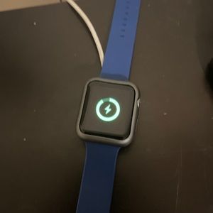 Blue Apple Watch series 7000